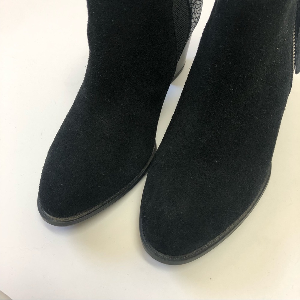 Vionic Anne Black Side Zip Booties. - image 7